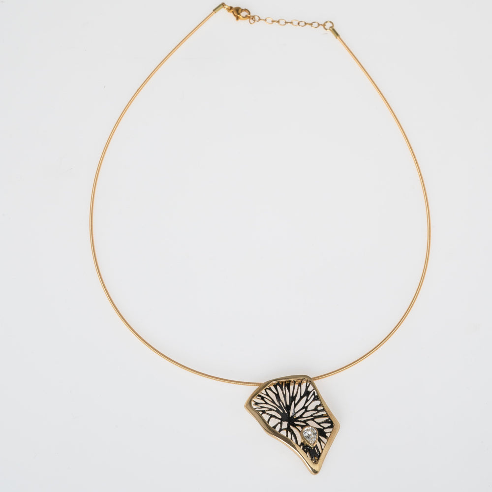 Hover Necklace