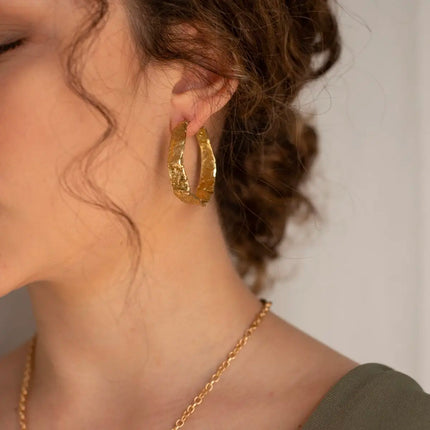 Eva Hoop Earrings