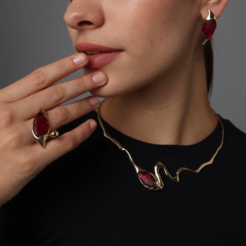 Single Cocoon Necklace