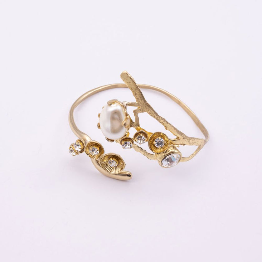 Nerea brass branch bracelet with pearl and crystal detail, product shot