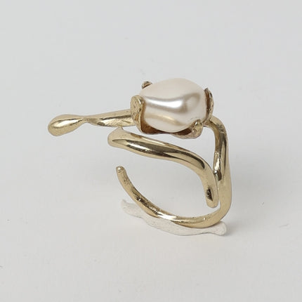 Handmade gold-tone brass serpentine ring with baroque pearl in organic prong setting — Swirl Ring by Kalliope Jewelry, crafted in Greece