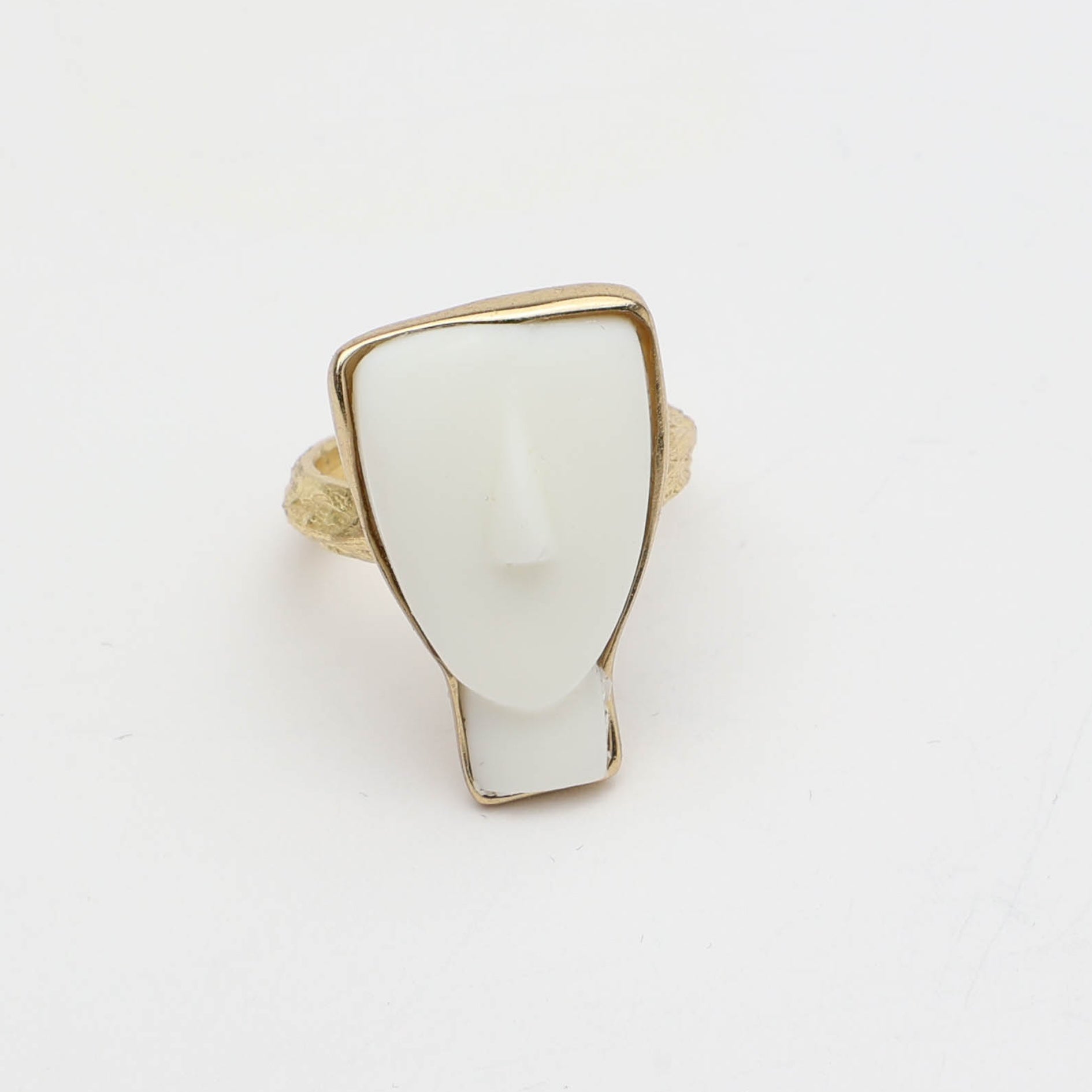 Visage Ring