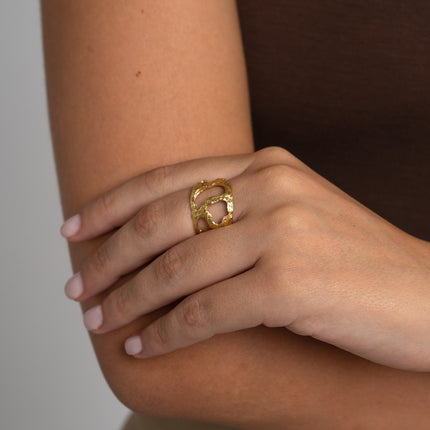 Gloomy Ring