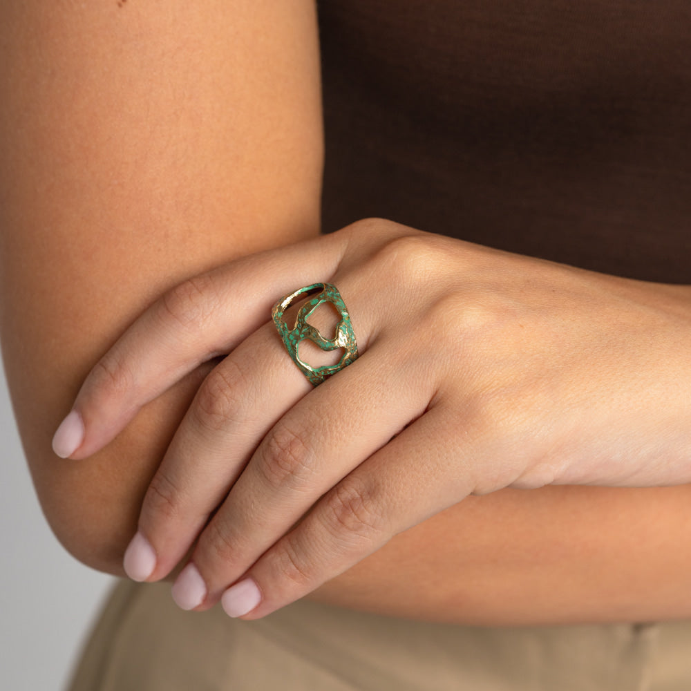 Gloomy Ring