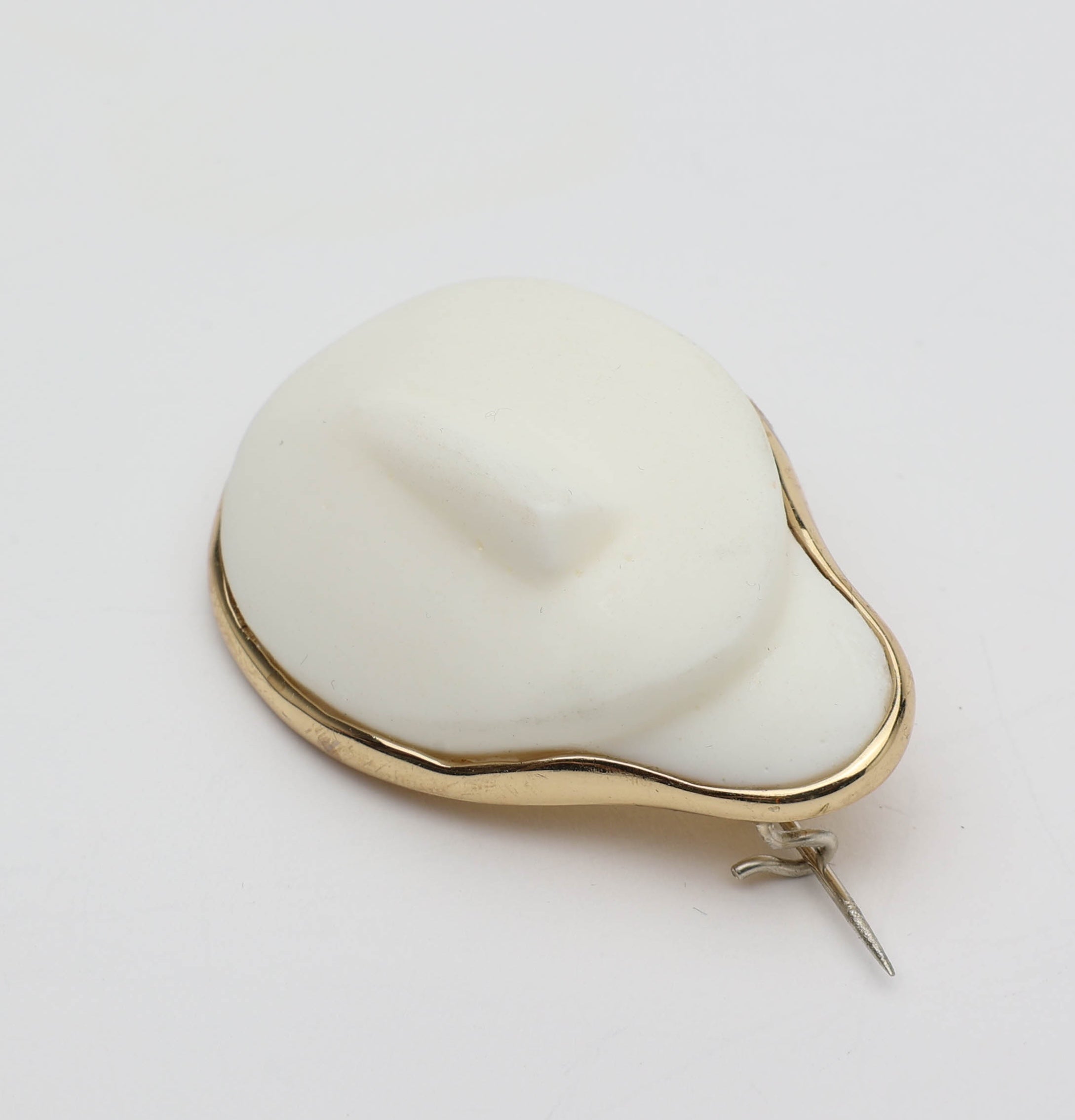 Persona Pin