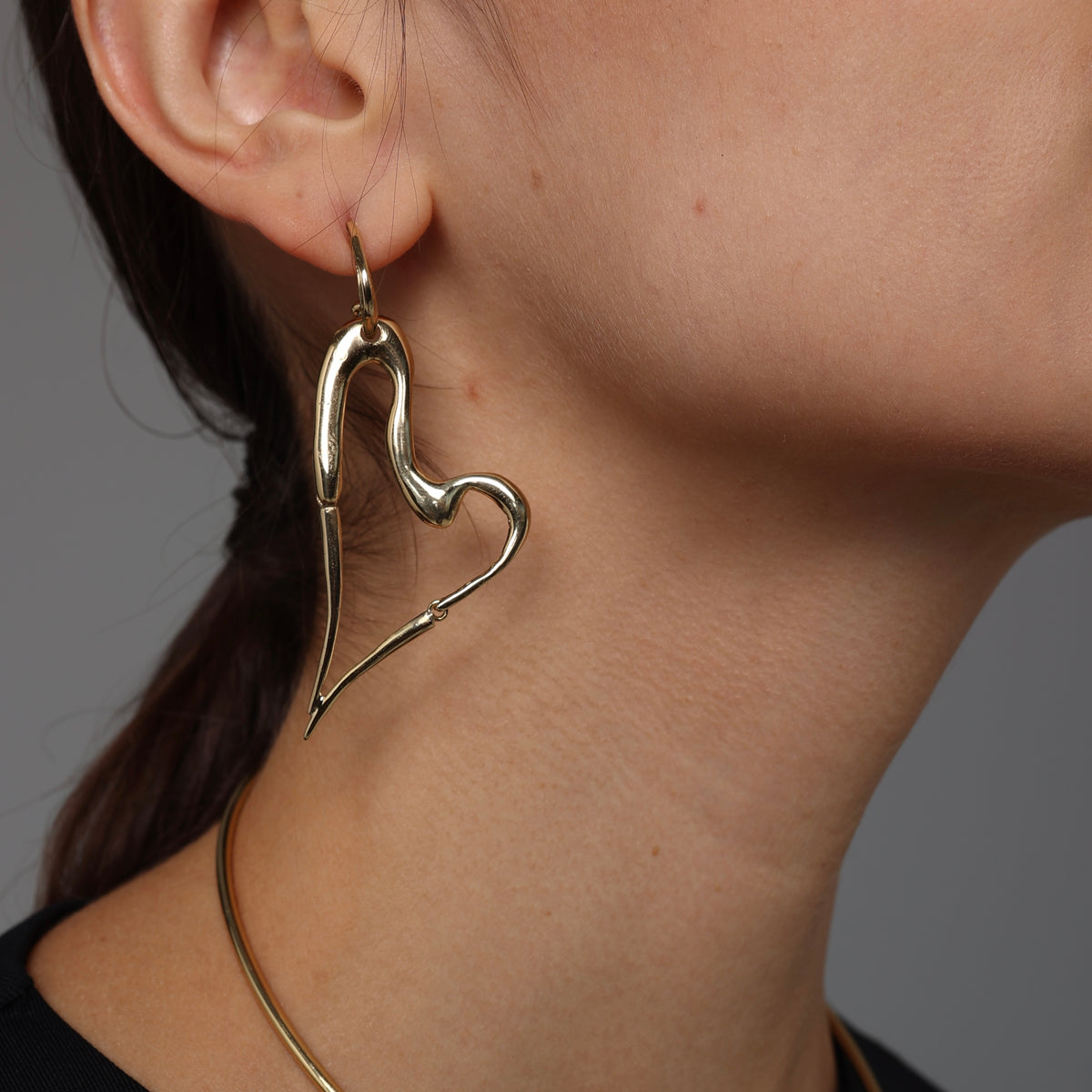 Amora Earrings