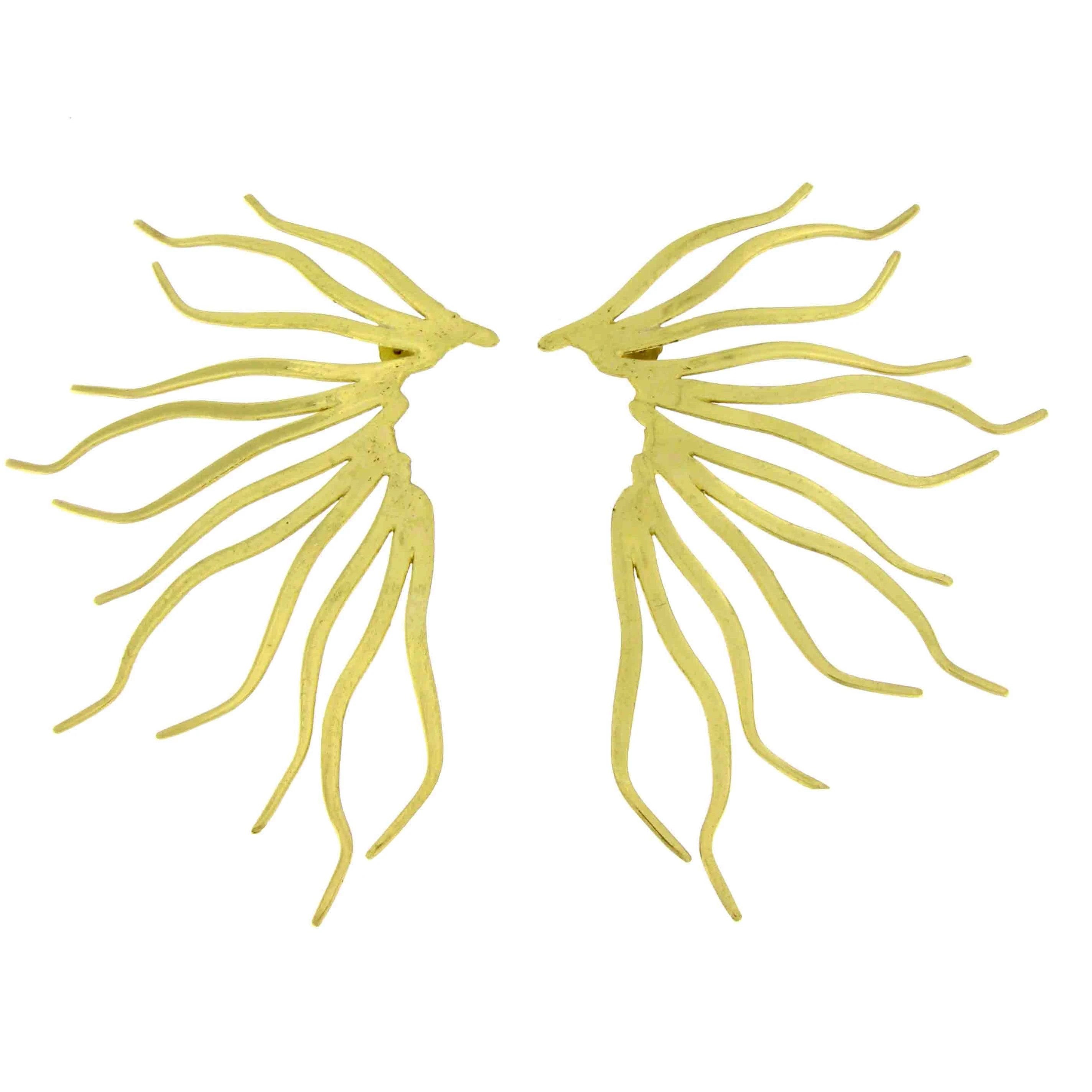 Handmade bronze Cranny earrings with sculptural organic design by Kalliope Jewelry