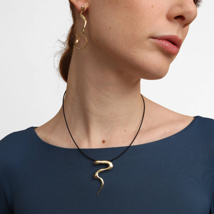 Venomous Necklace