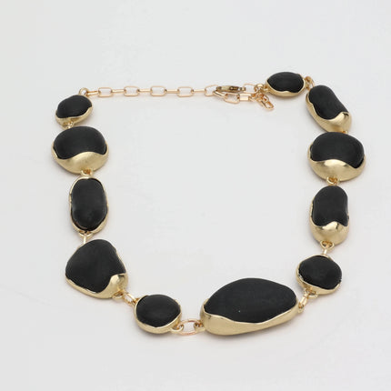 Stoneveil Necklace
