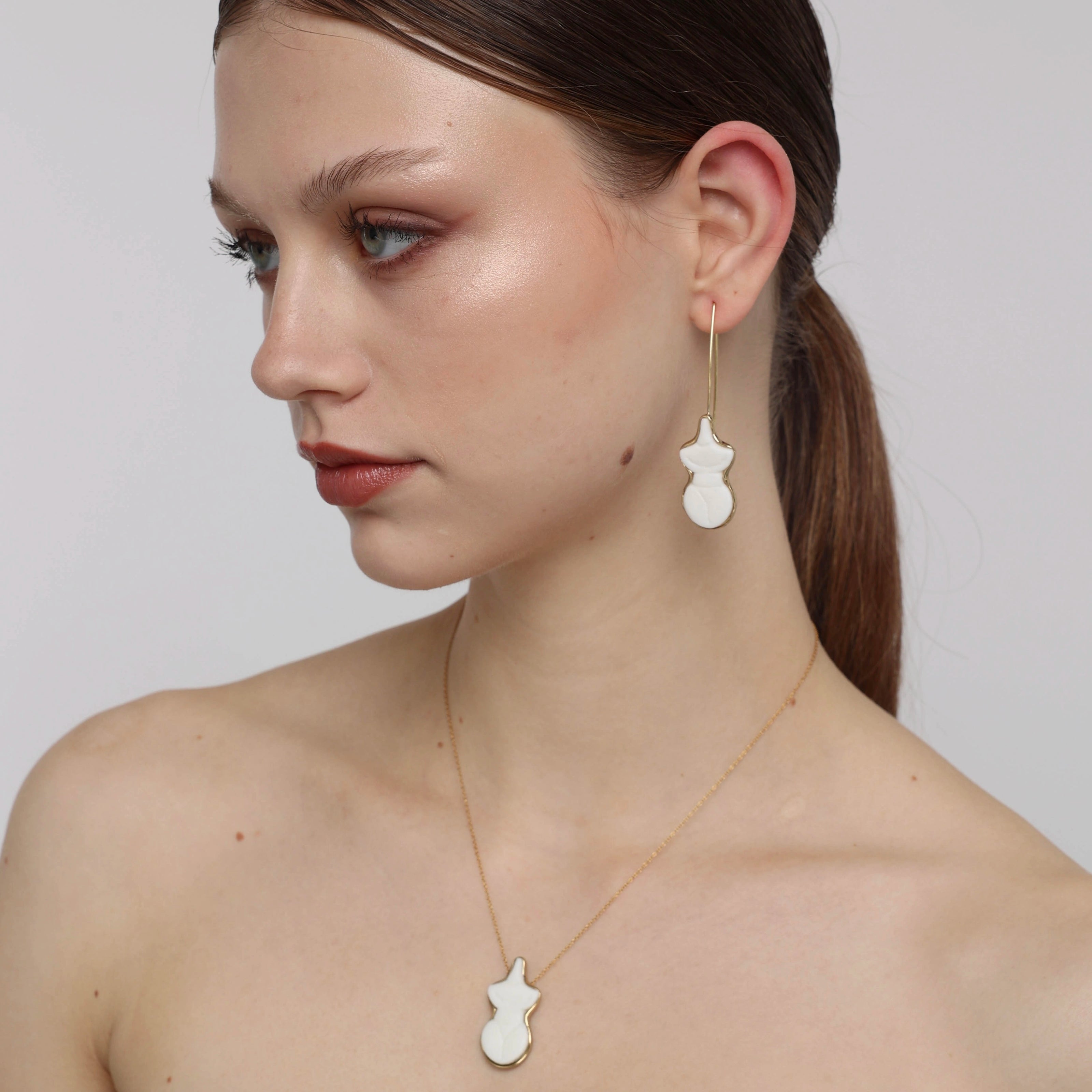 Silhouette Necklace